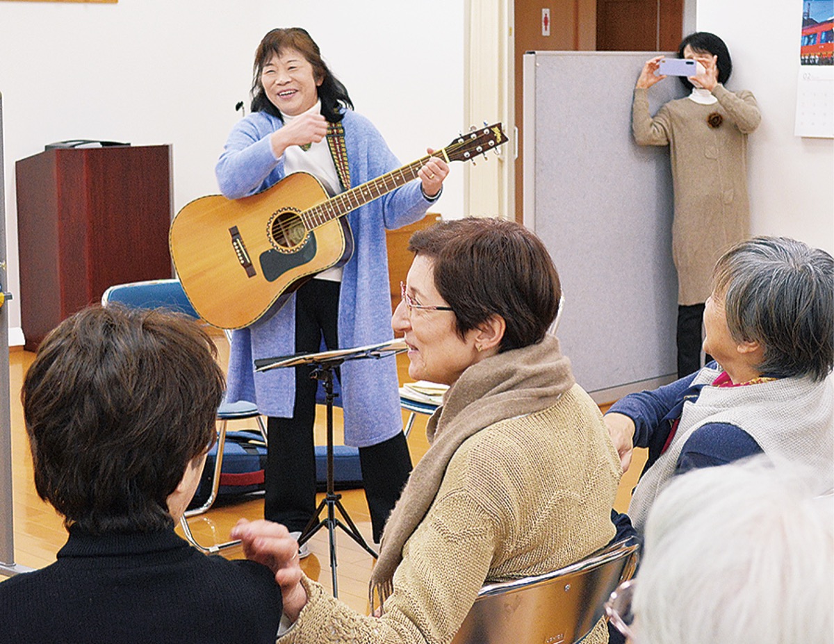 日々の成果発信で交流