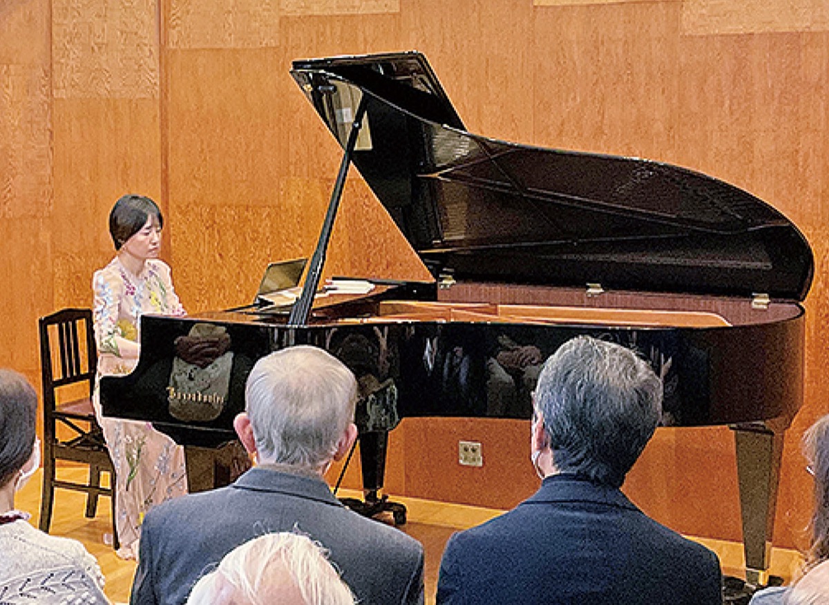 ピアノ演奏会に｢ブラボー｣