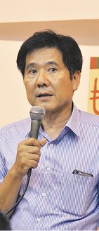「市民立法」成立を主張する三浦事務局長