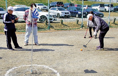 ホールポストを狙う参加者