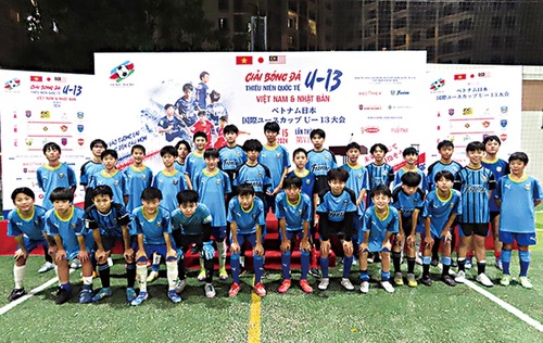 ベトナムでの川崎フロンターレサッカースクール