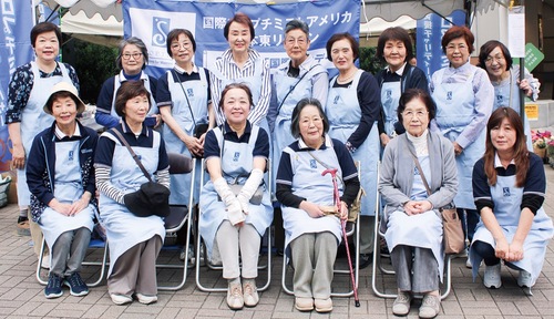 バザーに参加したメンバー