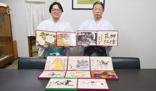今年も力作がそろった絵馬