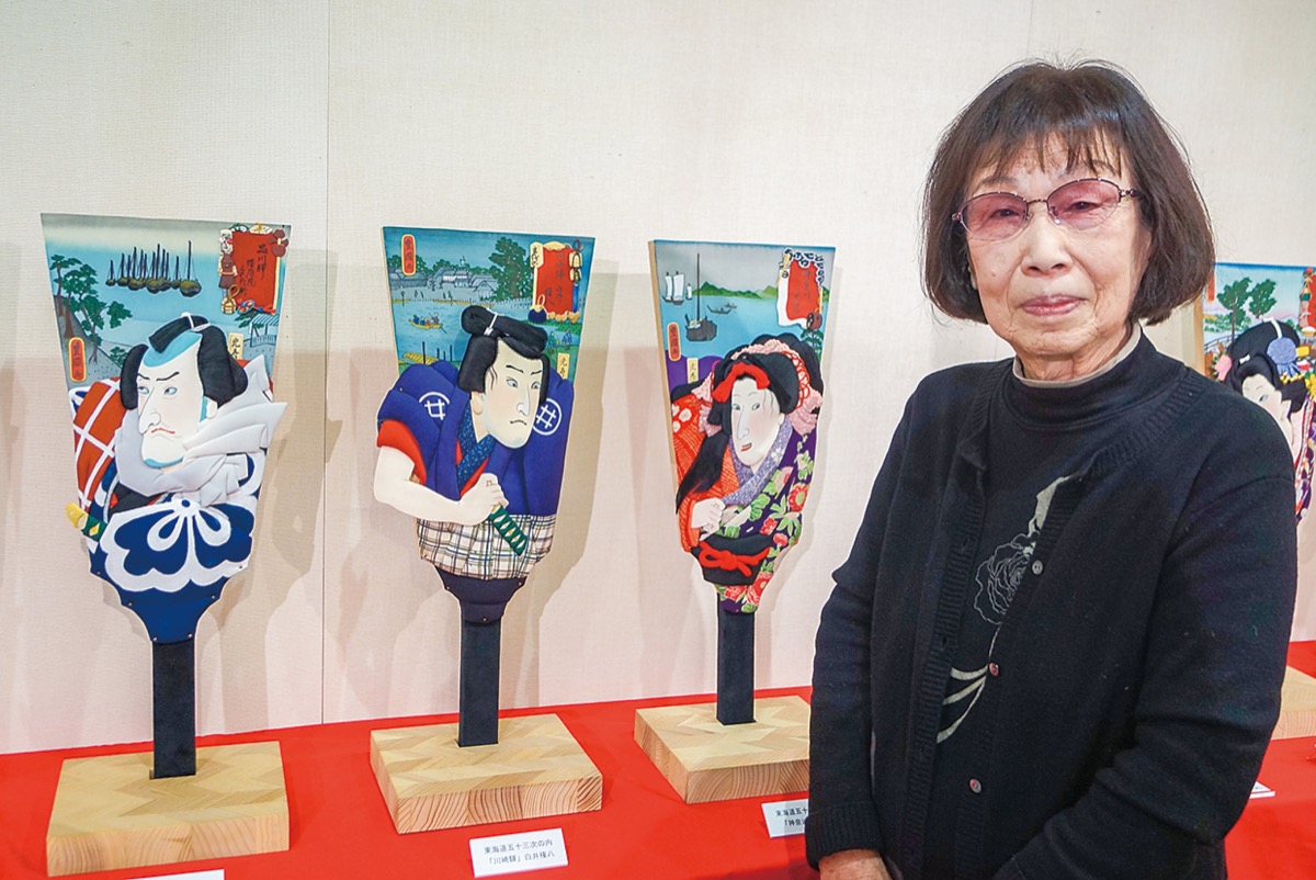 交流館 羽子板で東海道五十三次 吉田さん寄贈作品 | 川崎区・幸区
