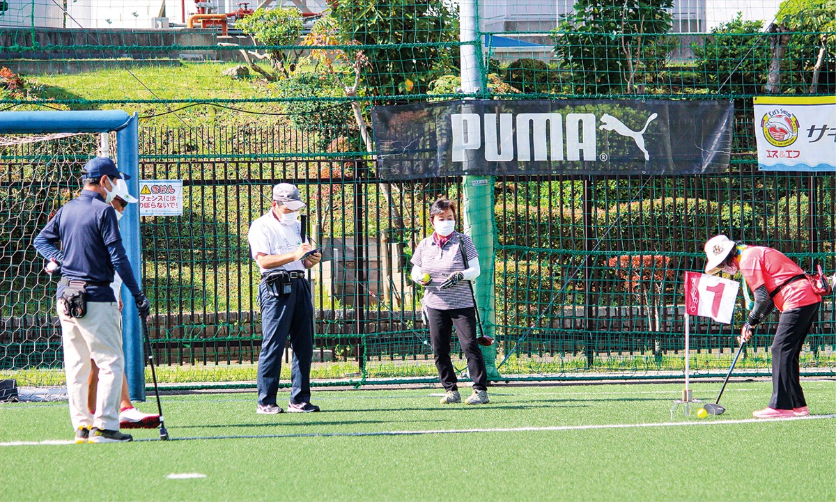 グラウンドゴルフを楽しむ人たち＝前回　©川崎フロンターレ