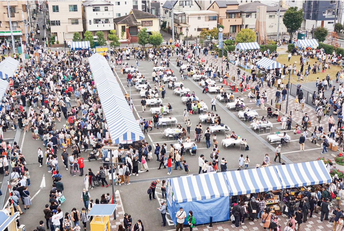 多くの人でにぎわった会場