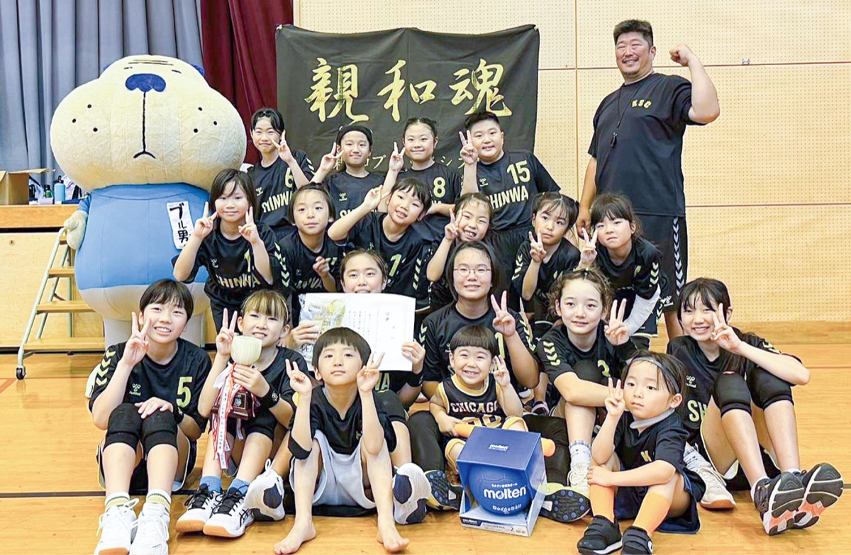 河原町しんわブラックシスターズのメンバー