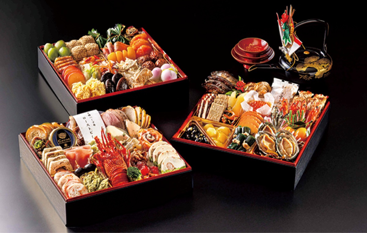 和・洋・中のおせち三段重