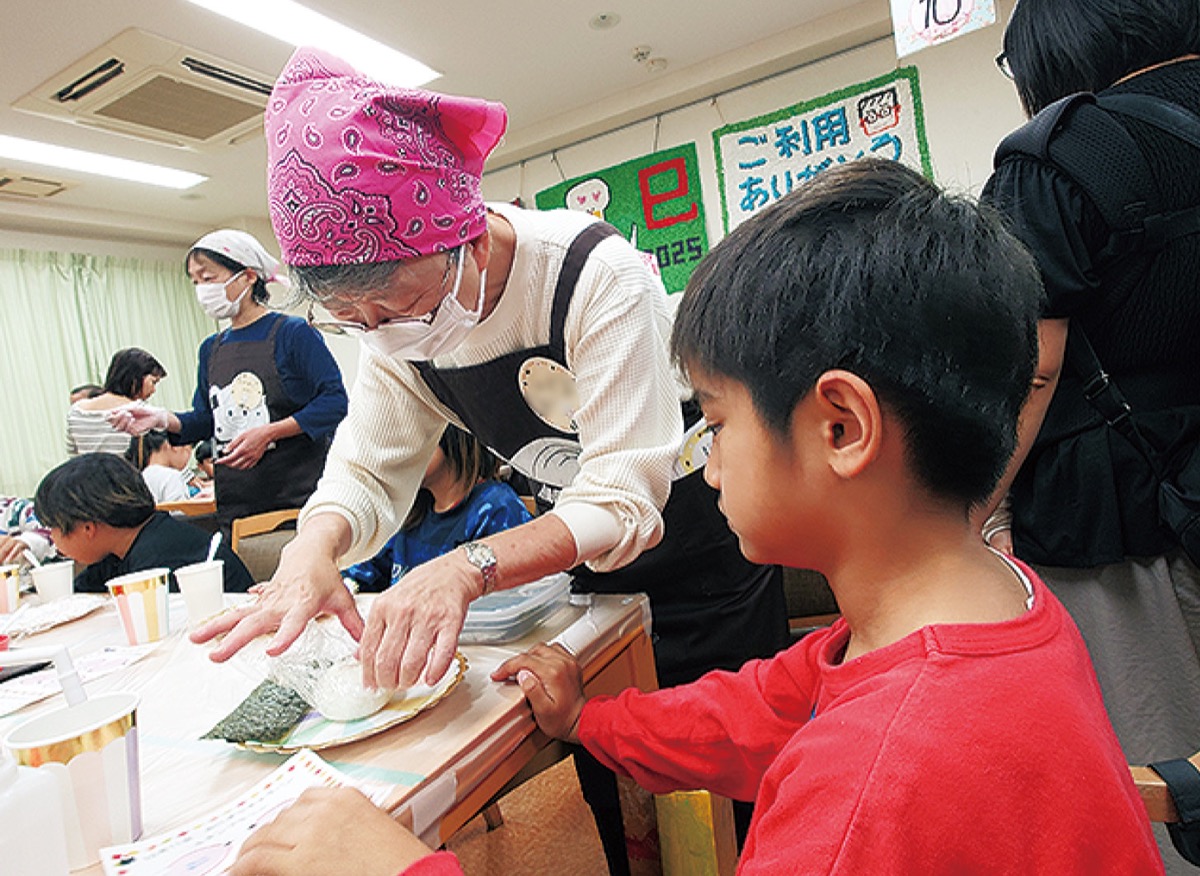 食事を通じて、地域と交流