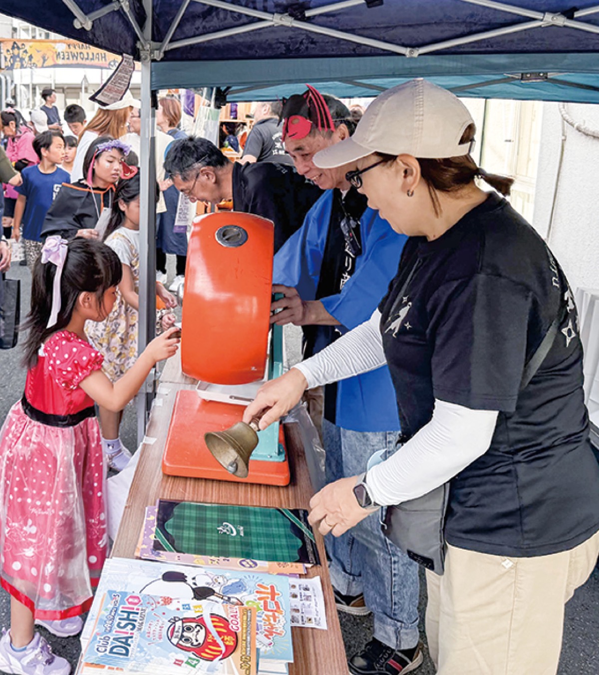 大師本通り商店会でハロウィーン