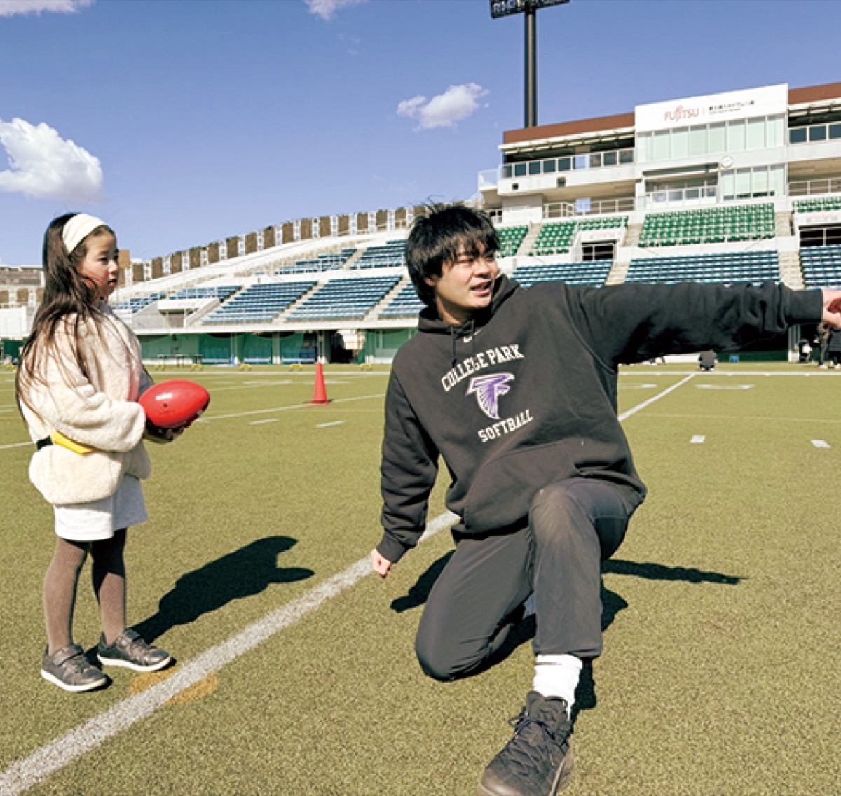 広いスタジアムで防災を体験