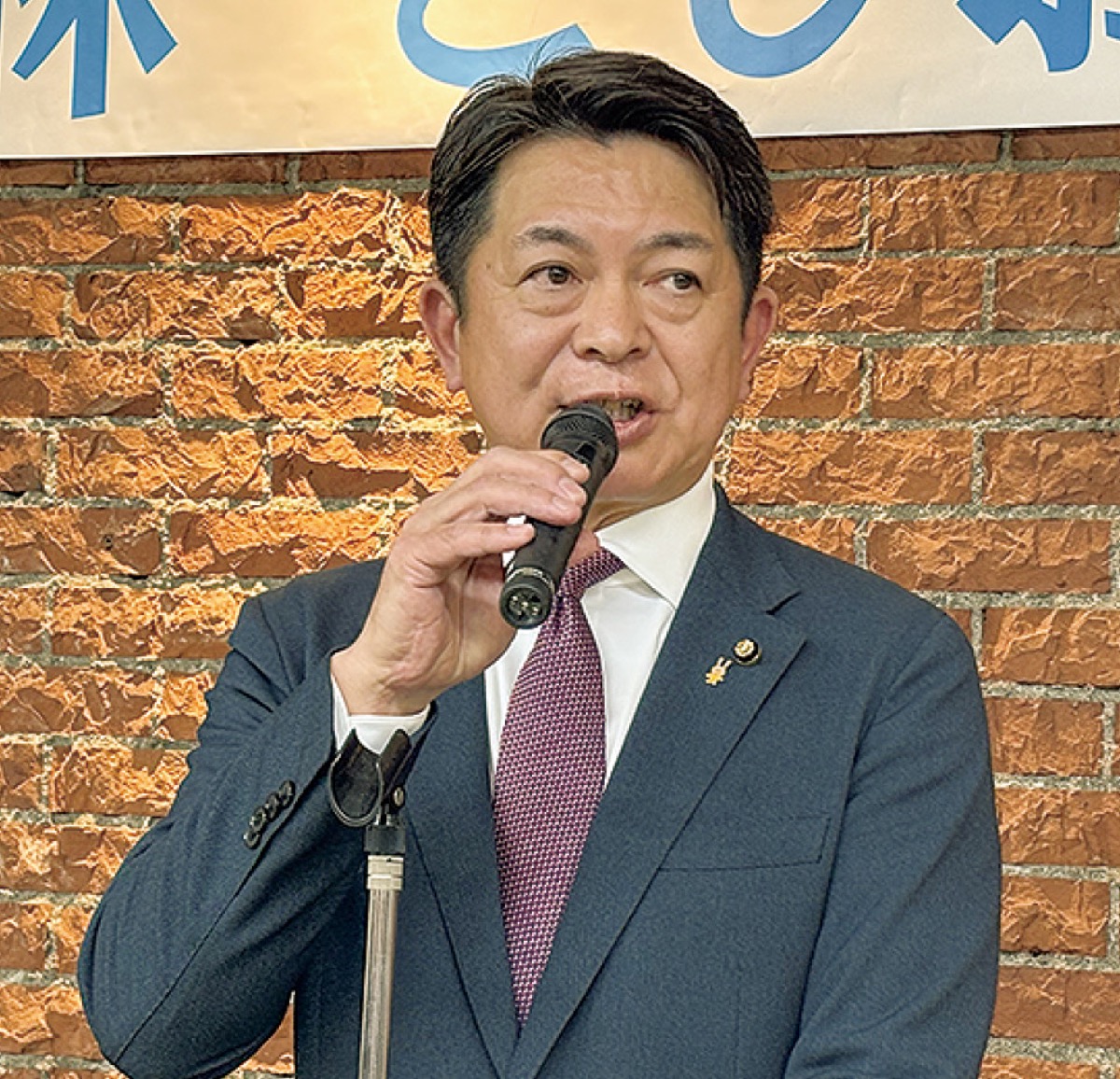 市政報告を行う林市議