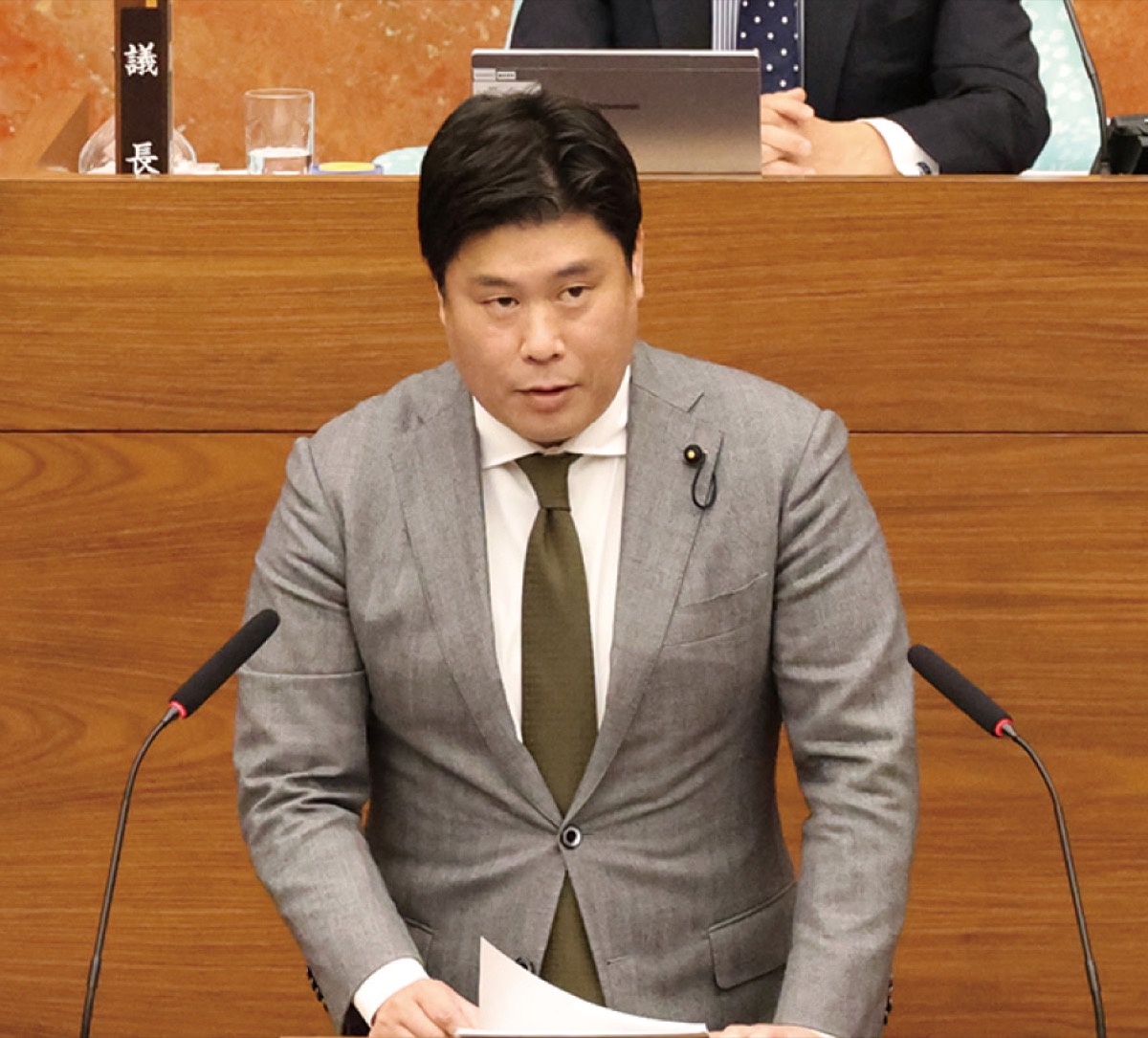 予算委員会で質問に立ちました