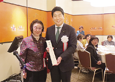 「今年も地に足つけ活動」