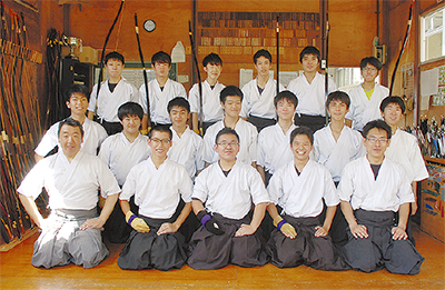 弓道部が団体優勝