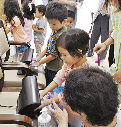 地域に出張“手洗いマイスター”