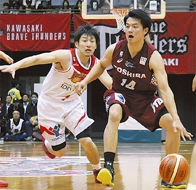 ８連勝で首位キープ