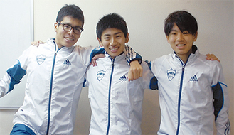 左から小椋選手、田村選手、神野選手