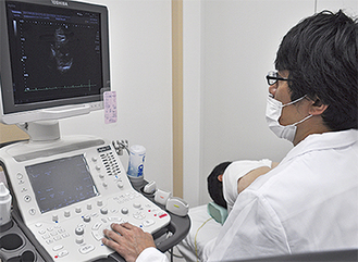 循環器専門医が実施する心臓超音波検査