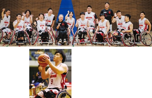 天皇杯出場を決めたＳＡＧＡＭＩＦＯＲＣＥのメンバー（写真上）・チームをまとめる春田キャプテン（同右）