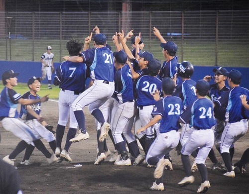 優勝の瞬間（写真＝チーム提供）