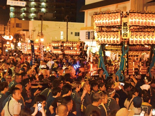 上溝本町交差点付近