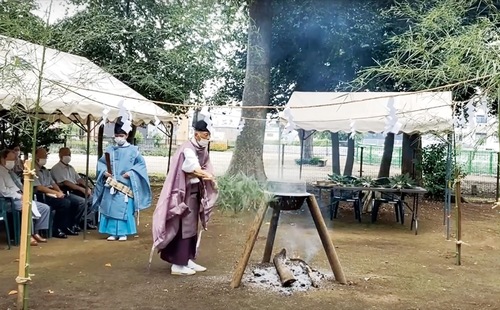 過去の「湯花神事」の様子