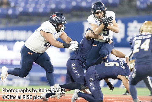 一時は9点リードしたライズ（白いユニフォーム）