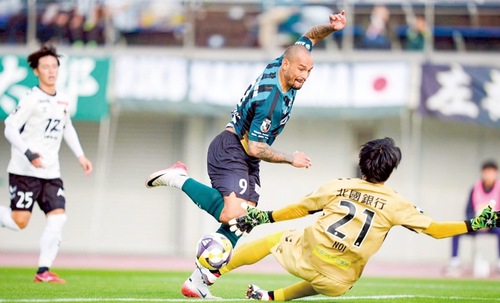 決勝点を決めたラファエル選手（写真はＳＣ相模原提供）