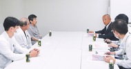 市長が仁和会病院を視察