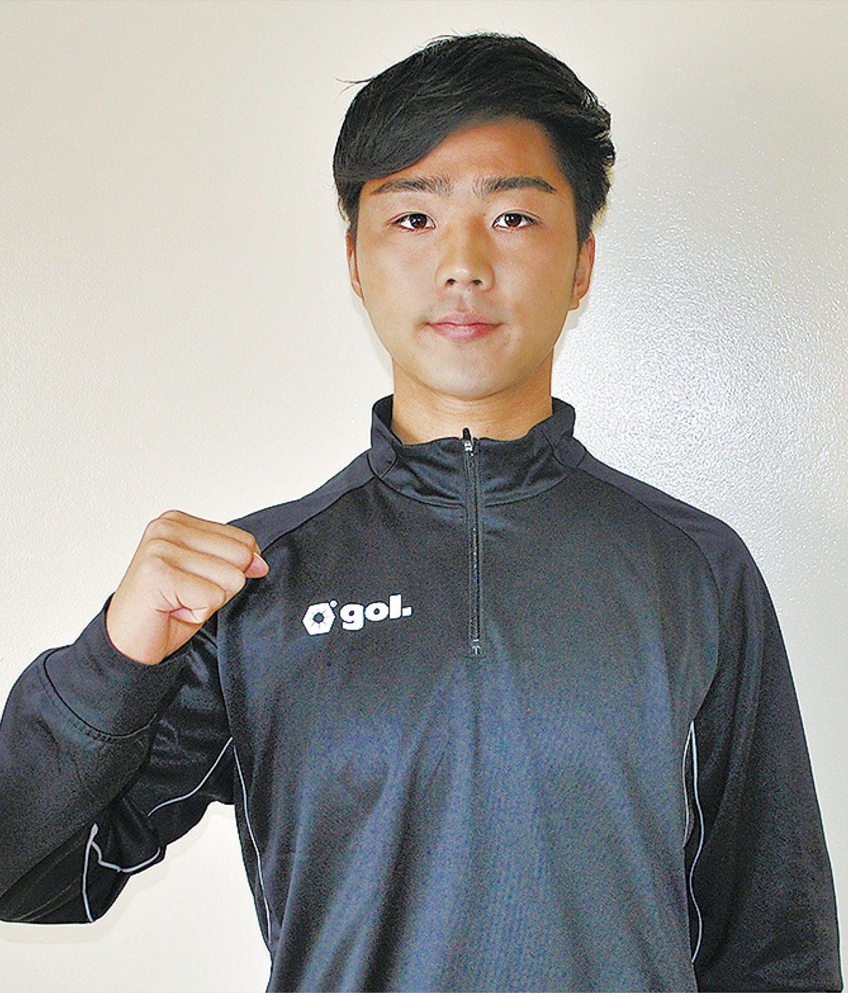 力強く意気込みを話した中村選手