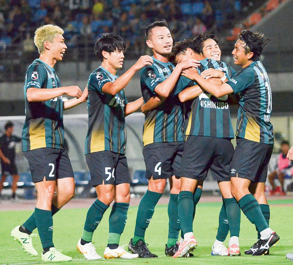 今季初３連勝で８位浮上