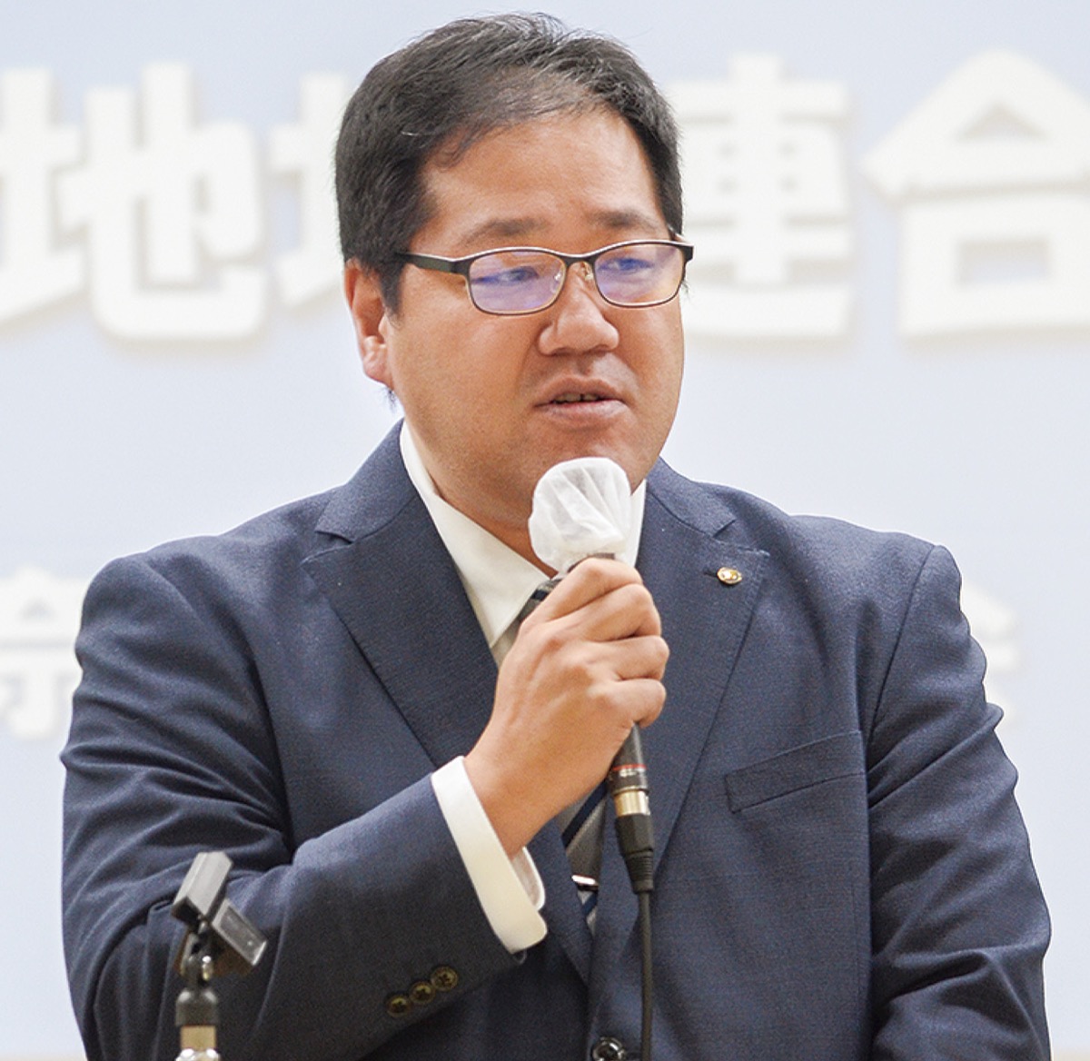 新議長に田中康介氏