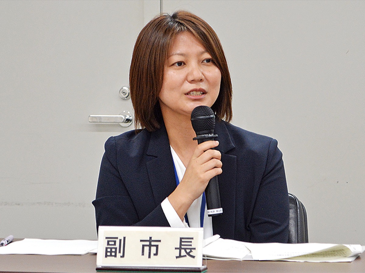 大川副市長が4年間の任期満了で退任