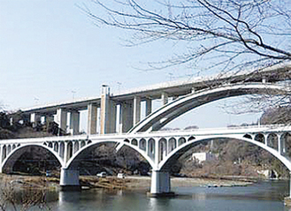 絶景の新旧小倉橋