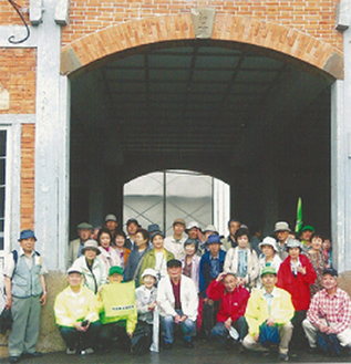 昨年、富岡製糸場を訪れた相武歴史研究会の一行