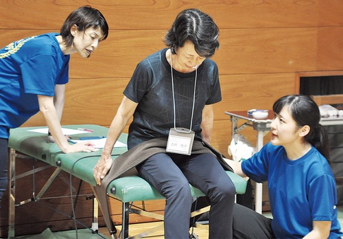 参加者と解析スタッフ（過去開催時）