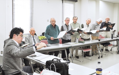 練習熱心な団員たち