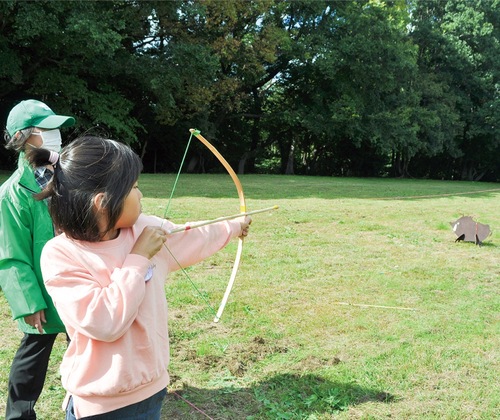 獲物をめがけて