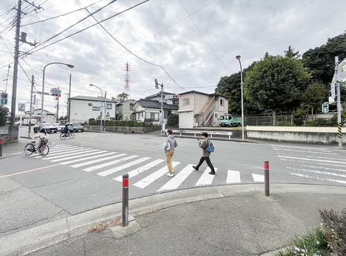 歩車分離式となった上磯部交差点