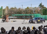 事故再現、手に汗握る