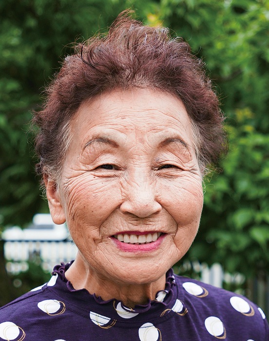 「ふる里の民踊第66集」に収録された麻溝ごぼう音頭の保存会会長を務める 柿澤 孝枝さん 当麻在住 87歳