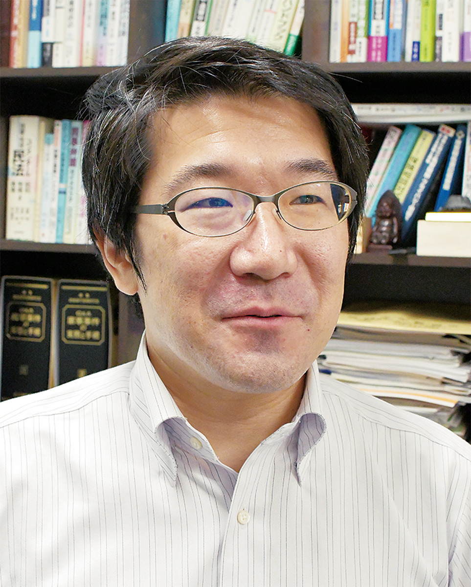 飾らない人柄が魅力の今西さん