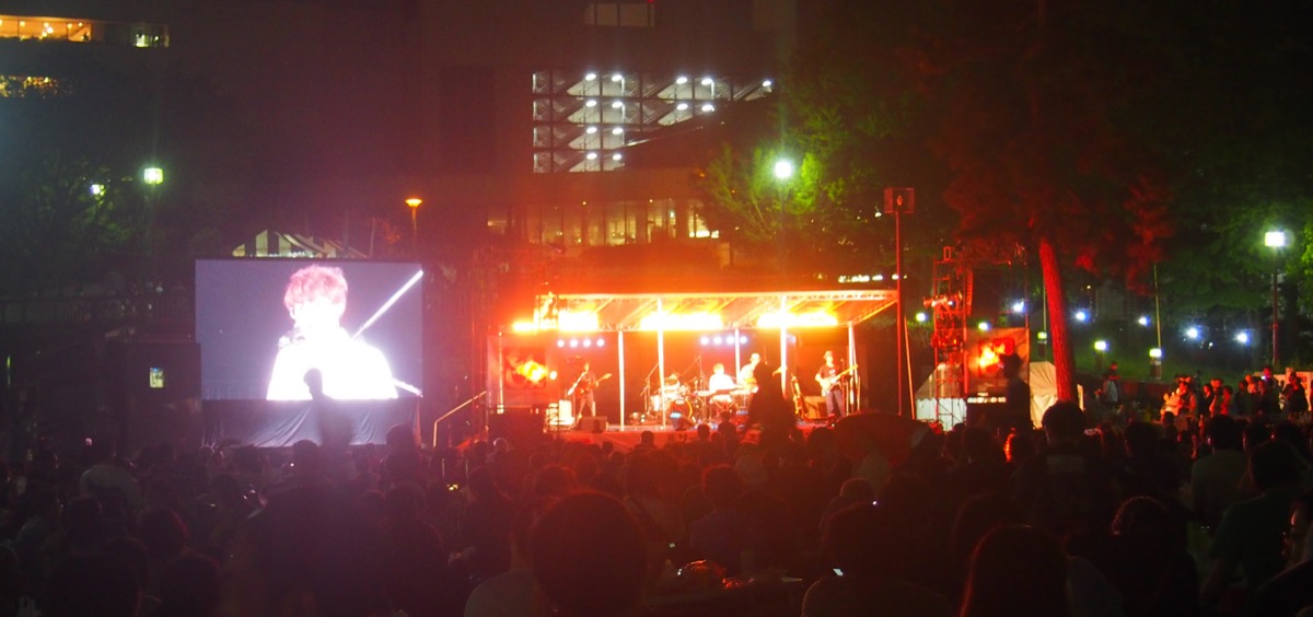 昨年は地元出身のアーティスト「キンモクセイ」も出演したもんじぇ祭り