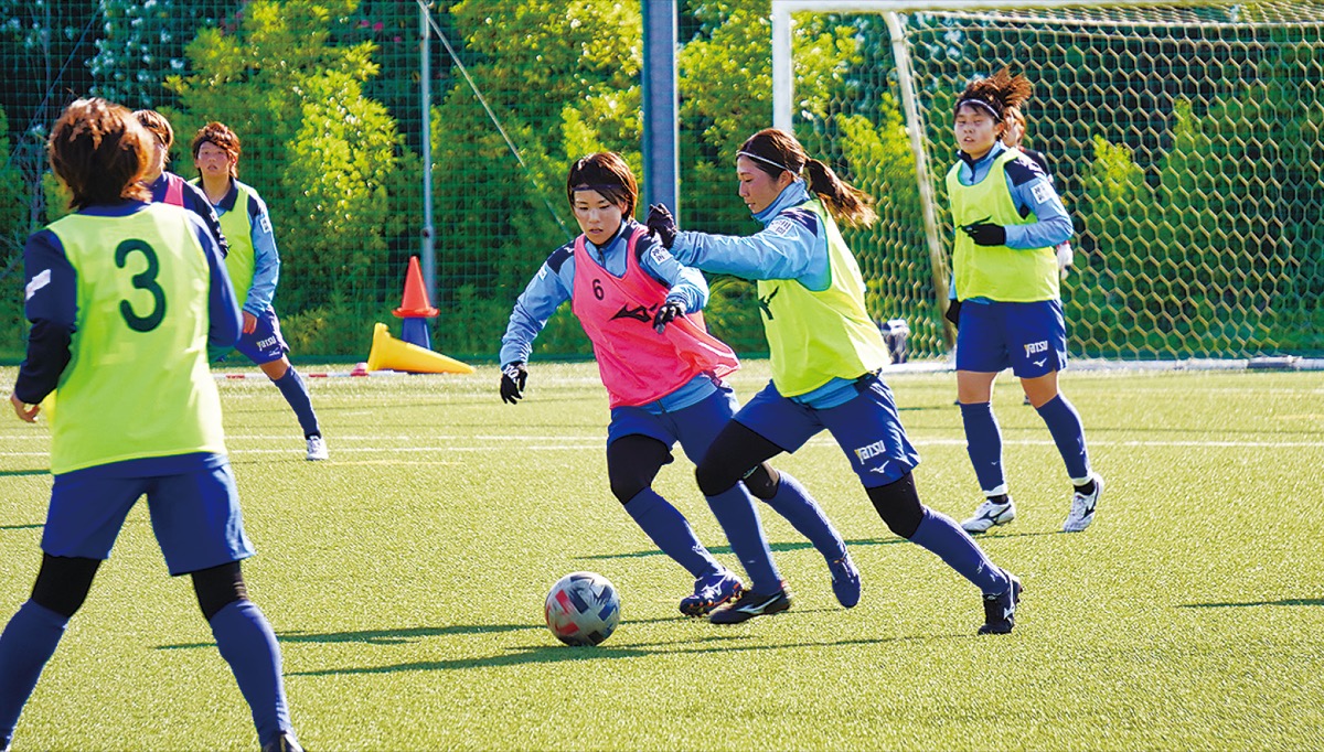 練習を再開したノジマ＝同クラブ提供