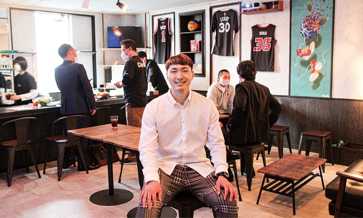 出身地でもある相模大野へ店舗をオープンした相模原プロセスの草野代表＝4月17日のレセプションで