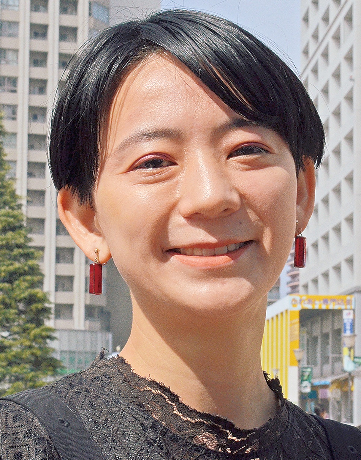 古今亭 佑輔さん（本名：高橋 友里恵）