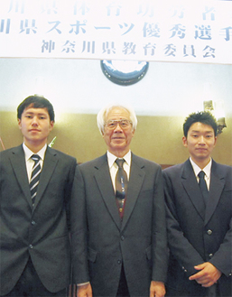 表彰された田中さん（左）と山口さん（右）