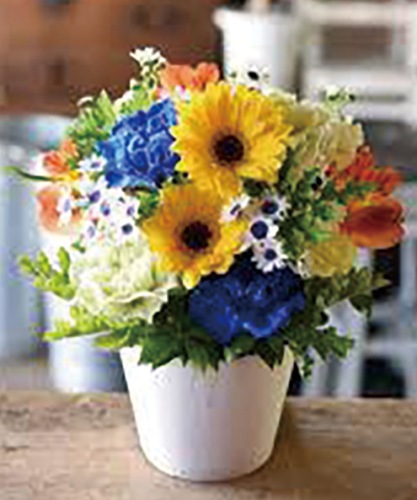 中川さんによるアレンジメント＝同店インスタグラムより