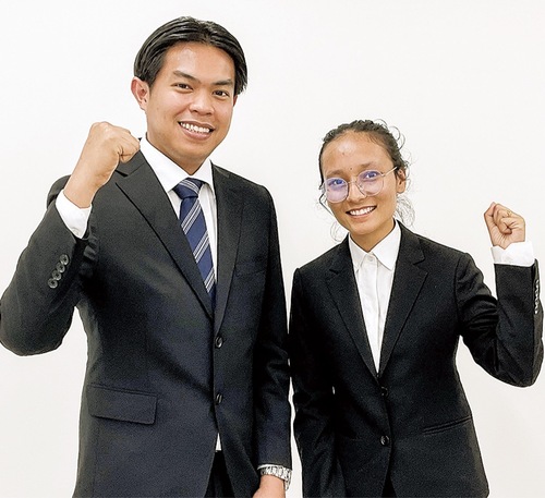 就任したレマールさん（左）とサムジャナさん